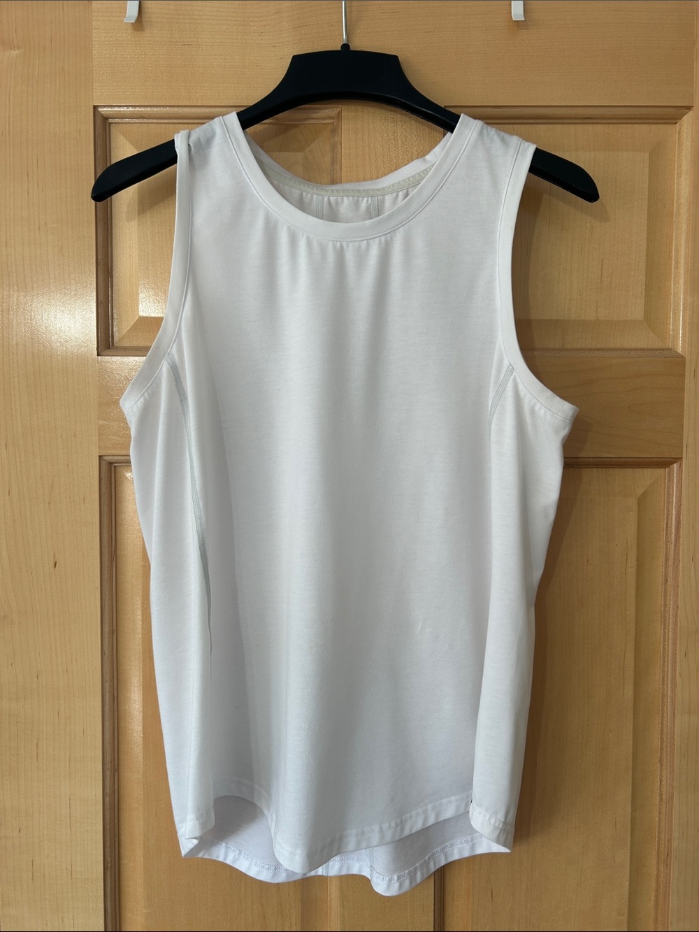 Title Nine White Scoop Neck Tank Top